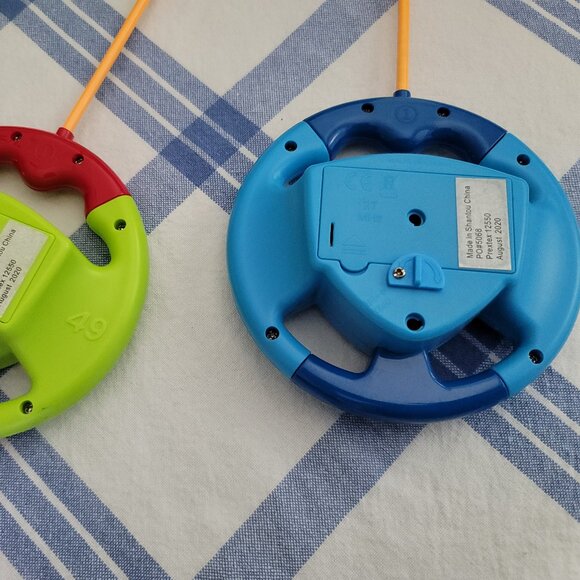 Lot of 2 Toddlers Remote Controlled Racers 2020 - Picture 3 of 3